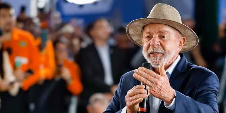 Desenrola 2.0 supera aprovação de Lula entre endividados, aponta Datafolha