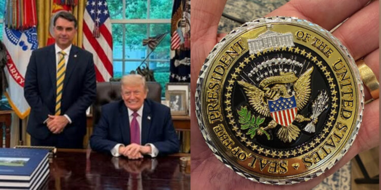 O que significa a “challenge coin”, exibida por Flávio após encontro na Casa Branca